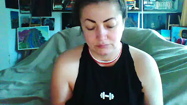 Snapshot of MariaAnaSunshine chatting on February 16, 2026, 8:32 am MariaAnaSunshine online show from February 16, 2026, 8:32 am