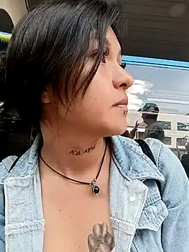 Snapshot of Nalaa_Sc chatting on December 3, 2024, 2:05 pm Nalaa Sc online show from December 3, 2024, 2:05 pm