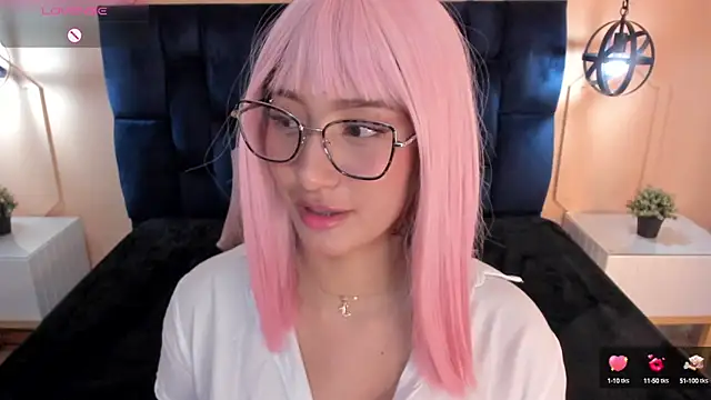 Yazmin rouse online show from January 8, 2025, 1:52 pm