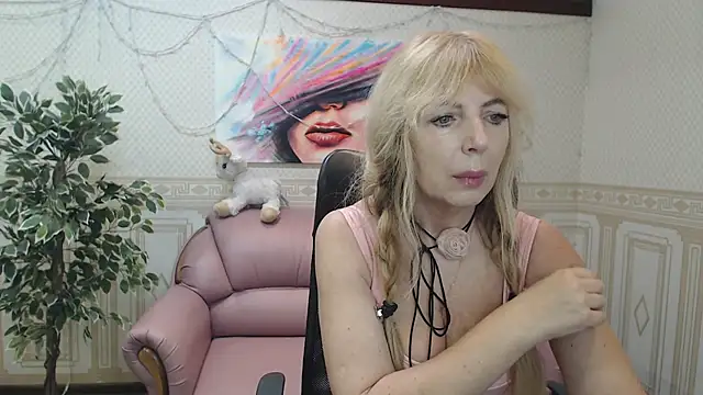 Snapshot of Anna_Diax chatting on January 30, 2025, 12:37 pm Anna Diax online show from January 30, 2025, 12:37 pm