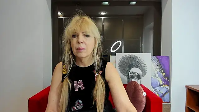 Anna Diax online show from March 22, 2026, 6:39 am