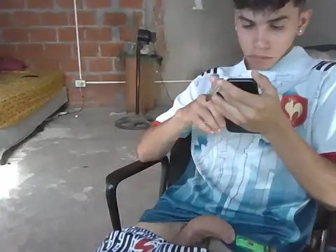 el dylan 17 online show from January 7, 2026, 8:11 pm