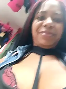 Snapshot of cindy_damm chatting on December 31, 2024, 9:28 pm cindy damm online show from December 31, 2024, 9:28 pm