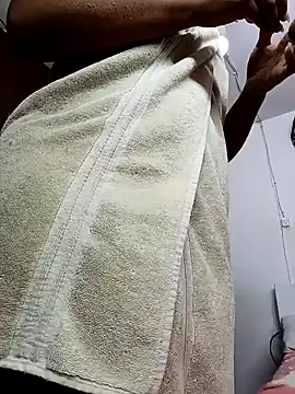 Snapshot of cindy_damm chatting on January 3, 2025, 9:36 pm cindy damm online show from January 3, 2025, 9:36 pm