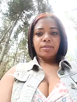 Snapshot of cindy_damm chatting on January 17, 2025, 6:44 pm cindy damm online show from January 17, 2025, 6:44 pm