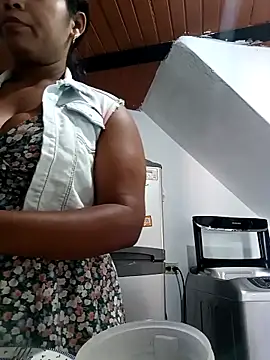 Snapshot of cindy_damm chatting on February 6, 2025, 5:51 pm cindy damm online show from February 6, 2025, 5:51 pm