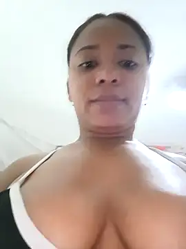 Snapshot of cindy_damm chatting on February 13, 2025, 2:56 am cindy damm online show from February 13, 2025, 2:56 am