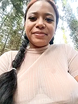 Snapshot of cindy_damm chatting on March 12, 2025, 8:52 pm cindy damm online show from March 12, 2025, 8:52 pm