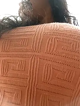 Snapshot of cindy_damm chatting on October 20, 2025, 6:08 pm cindy damm online show from October 20, 2025, 6:08 pm