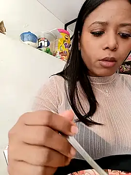 Snapshot of cindy_damm chatting on November 5, 2025, 6:52 pm cindy damm online show from November 5, 2025, 6:52 pm