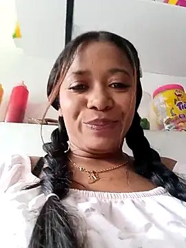 Snapshot of cindy_damm chatting on November 18, 2025, 6:56 pm cindy damm online show from November 18, 2025, 6:56 pm