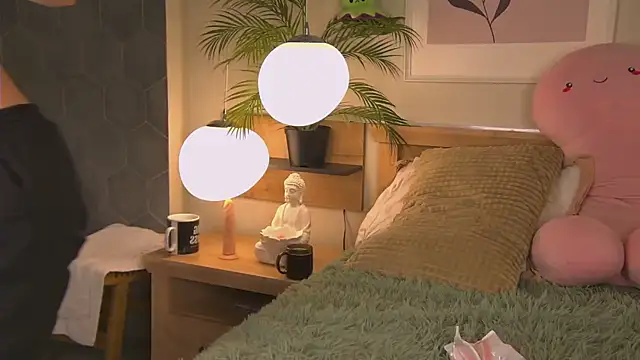 Snapshot of AshleyDouglas chatting on February 1, 2025, 4:46 am AshleyDouglas online show from February 1, 2025, 4:46 am