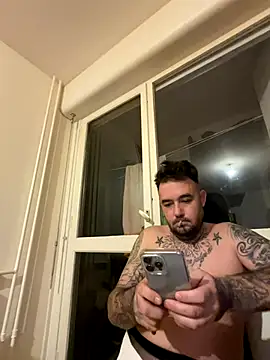 Snapshot of lope85540 chatting on December 3, 2024, 4:47 am lope85540 online show from December 3, 2024, 4:47 am