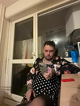 Snapshot of lope85540 chatting on December 12, 2024, 4:48 am lope85540 online show from December 12, 2024, 4:48 am