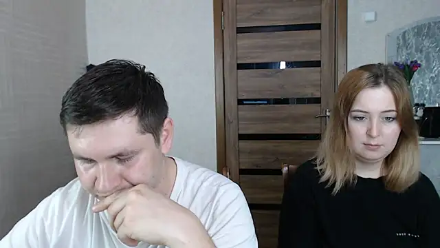 Snapshot of Kristy-Max chatting on February 9, 2025, 8:00 am Kristy-Max online show from February 9, 2025, 8:00 am