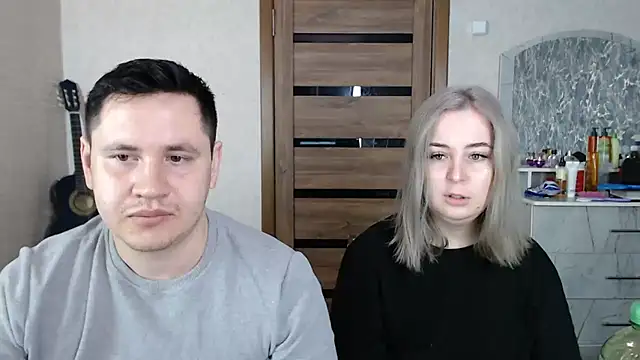 Snapshot of Kristy-Max chatting on February 21, 2025, 6:15 pm Kristy-Max online show from February 21, 2025, 6:15 pm