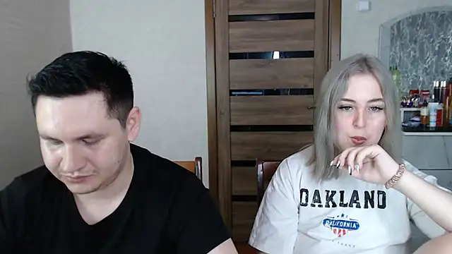 Snapshot of Kristy-Max chatting on February 22, 2025, 7:45 am Kristy-Max online show from February 22, 2025, 7:45 am