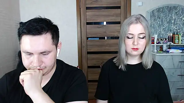 Snapshot of Kristy-Max chatting on February 25, 2025, 11:19 am Kristy-Max online show from February 25, 2025, 11:19 am