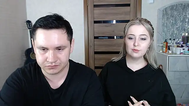 Snapshot of Kristy-Max chatting on March 2, 2025, 11:50 am Kristy-Max online show from March 2, 2025, 11:50 am