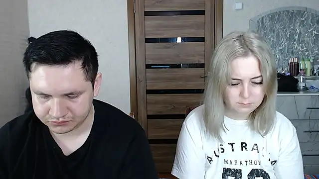 Snapshot of Kristy-Max chatting on March 4, 2025, 7:30 am Kristy-Max online show from March 4, 2025, 7:30 am