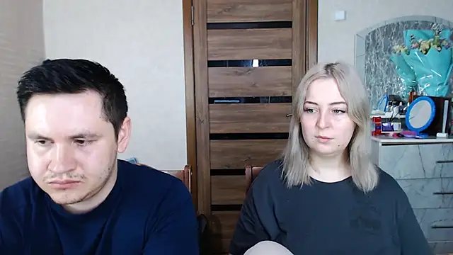 Snapshot of Kristy-Max chatting on March 15, 2025, 2:03 am Kristy-Max online show from March 15, 2025, 2:03 am