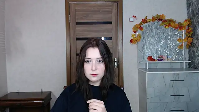 Snapshot of Kristy-Max chatting on October 3, 2025, 9:23 pm Kristy-Max online show from October 3, 2025, 9:23 pm