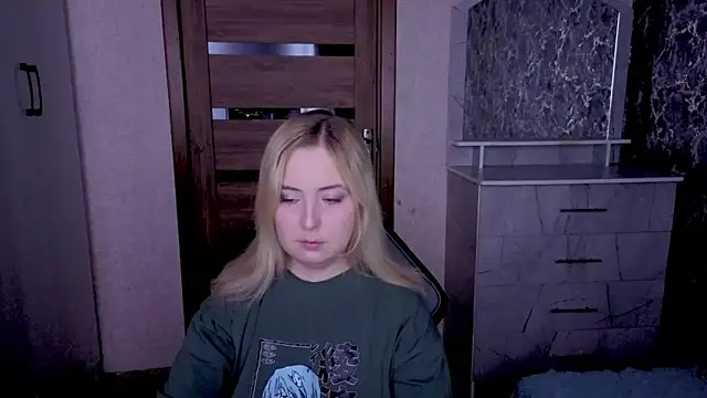 Kristy-Max online show from May 18, 2026, 8:58 pm
