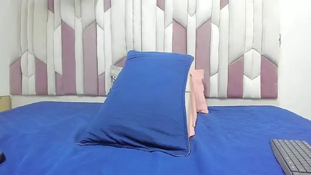 Snapshot of fer_dz chatting on February 10, 2025, 11:57 am fer dz online show from February 10, 2025, 11:57 am