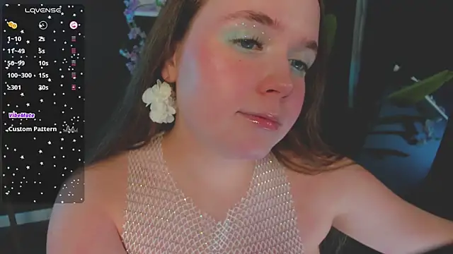 Snapshot of SunnyRisha chatting on January 11, 2025, 6:33 pm SunnyRisha online show from January 11, 2025, 6:33 pm