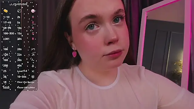 Snapshot of SunnyRisha chatting on January 28, 2025, 1:05 pm SunnyRisha online show from January 28, 2025, 1:05 pm