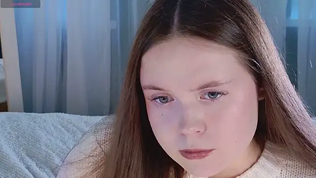 Snapshot of SunnyRisha chatting on October 17, 2025, 5:10 am SunnyRisha online show from October 17, 2025, 5:10 am