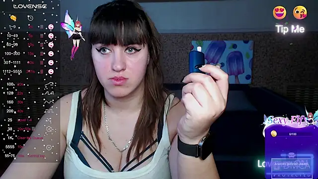 Snapshot of Amali_Ivanna_smit chatting on February 27, 2026, 12:27 pm Amali Ivanna smit online show from February 27, 2026, 12:27 pm