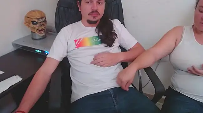 webothtwo online show from December 5, 2024, 3:28 pm