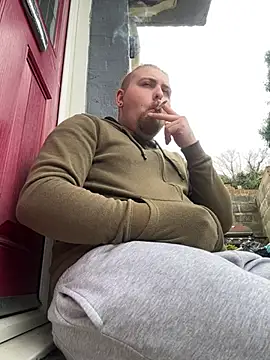 Snapshot of chubbydadb0d chatting on February 13, 2025, 2:52 pm chubbydadb0d online show from February 13, 2025, 2:52 pm