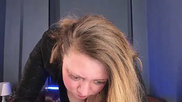 JesiaFoxi online show from January 13, 2025, 2:42 pm