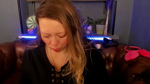 JesiaFoxi online show from January 31, 2025, 12:18 pm