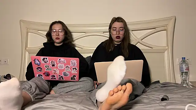 urmissalice online show from February 4, 2025, 9:41 pm