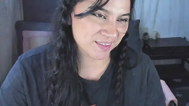 Snapshot of Judychase2 chatting on February 2, 2025, 10:28 pm Judychase2 online show from February 2, 2025, 10:28 pm