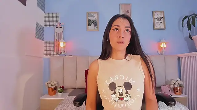 lyzzi smith01 online show from December 11, 2024, 7:36 pm