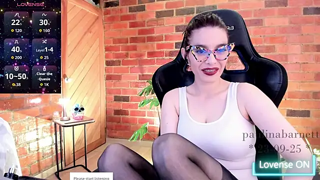 Snapshot of paulinabarnett- chatting on September 23, 2025, 3:15 pm paulinabarnett- online show from September 23, 2025, 3:15 pm