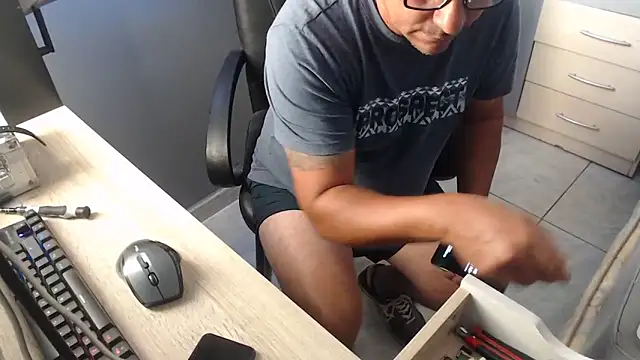 pepepaty online show from October 26, 2025, 3:18 pm