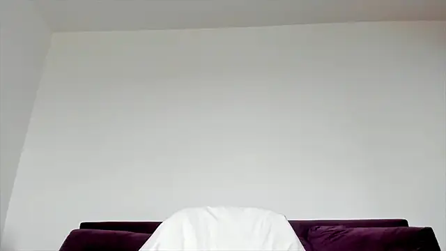 Snapshot of hornyemma__ chatting on October 16, 2025, 7:42 am hornyemma online show from October 16, 2025, 7:42 am