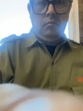 Snapshot of SoloHernan chatting on November 8, 2025, 1:11 pm SoloHernan online show from November 8, 2025, 1:11 pm