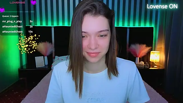 Snapshot of Cherry_Wipe chatting on May 31, 2026, 7:48 am Cherry Wipe online show from May 31, 2026, 7:48 am