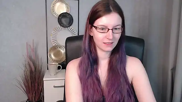 Snapshot of emmaxDelight chatting on December 4, 2024, 6:33 am emmaxDelight online show from December 4, 2024, 6:33 am