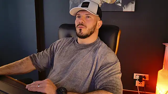 AngeloEric online show from March 16, 2026, 9:35 am