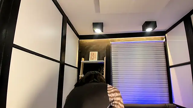 lilithTeen1  online show from March 7, 2025, 5:08 am