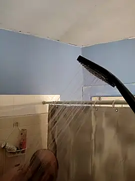 Snapshot of armdy371 chatting on January 17, 2025, 4:57 pm armdy371 online show from January 17, 2025, 4:57 pm