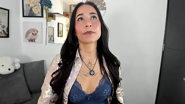 electra hunt online show from July 29, 2026, 12:42 am