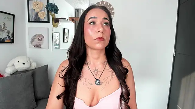 electra hunt online show from August 1, 2026, 9:25 pm